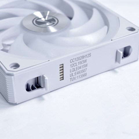 LIAN LI Bezprzewodowy wentylator Lian Li UNI FAN CL, 3-pak - 120mm, biały