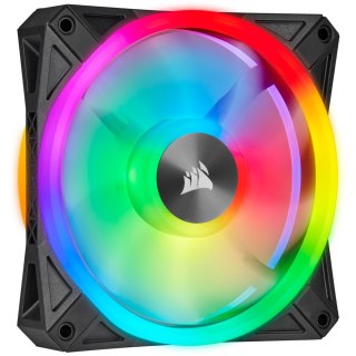Corsair Korsarz | Zestaw podwójnych wentylatorów PWM 140 mm serii QL z węzłem oświetleniowym CORE | Podświetlenie QL140 RGB | Wentylator