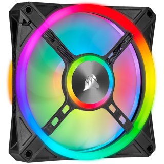Corsair Korsarz | Zestaw podwójnych wentylatorów PWM 140 mm serii QL z węzłem oświetleniowym CORE | Podświetlenie QL140 RGB | Wentylator