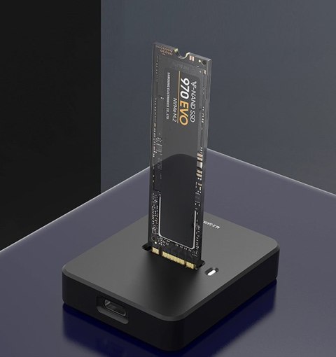 GEMBIRD GEMBIRD STACJA DOKUJĄCA DO DYSKÓW M.2 SATA I NVME SSD CZARNA