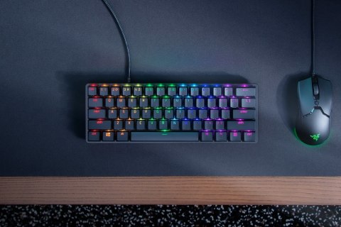 RAZER Razer Huntsman Mini 60% Klawiatura do gier Opto-mechaniczny fioletowy przełącznik Światło LED RGB NORD Przewodowa