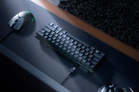 RAZER Razer Huntsman Mini 60% Klawiatura do gier Opto-mechaniczny fioletowy przełącznik Światło LED RGB NORD Przewodowa