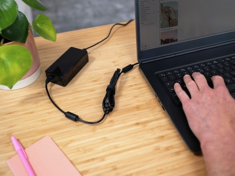 Trust Trust Primo adapter zasilający/ inwentor Wewnętrzna 90 W Czarny