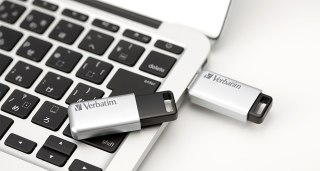 Verbatim Pendrive Verbatim Store 'n' Go Secure Pro 64GB USB 3.0