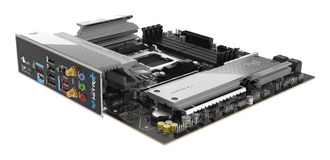 Sapphire Sapphire NITRO+ B850M WIFI AMD B850 Gniazdo AM5 micro ATX