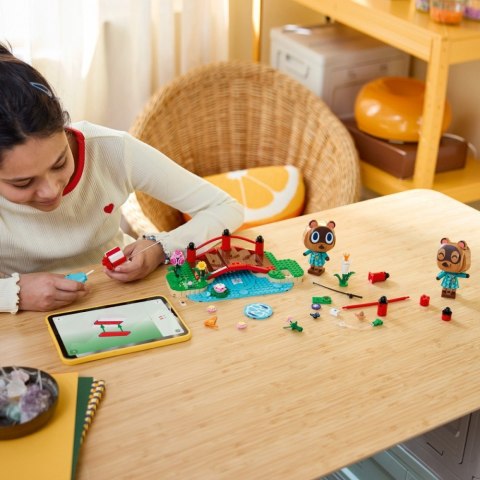 LEGO Klocki Animal Crossing 77059 Timmy i Tommy na spacerze