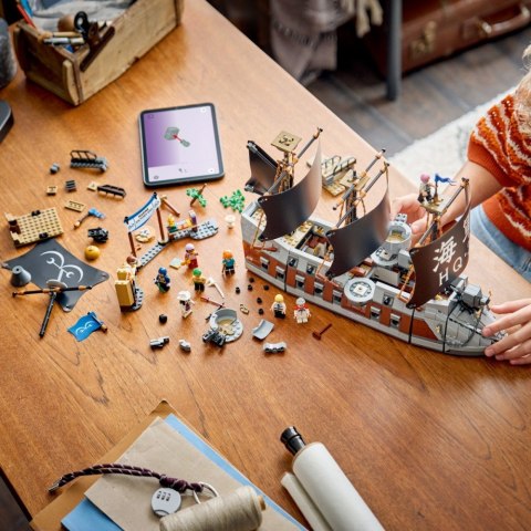 LEGO Klocki One Piece 75646 Okręt Garpa