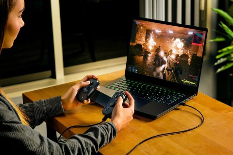 RAZER Kontroler do gier Razer Kishi V2 USB-C - dla iPhone'a i Androida