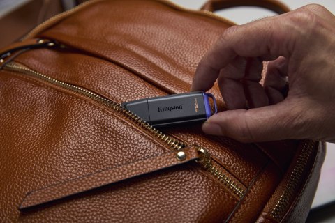 Kingston KINGSTON 512GB Portable USB 3.2 Gen 1 DataTraveler Exodia Black/Purple