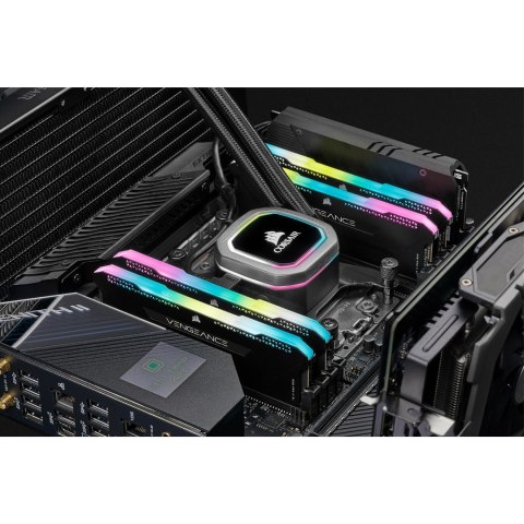 Corsair Corsair Vengeance RGB Pro CMH32GX4M2E3200C16 moduł pamięci 32 GB 2 x 16 GB DDR4 3200 MHz