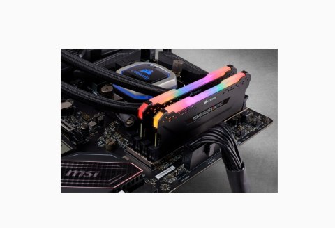 Corsair Corsair Vengeance RGB Pro moduł pamięci 32 GB 2 x 16 GB DDR4 3200 MHz