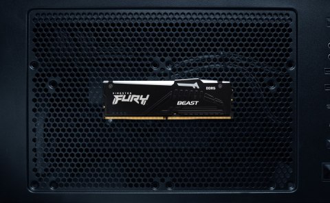 Kingston Kingston Technology FURY Beast RGB moduł pamięci 16 GB 1 x 16 GB DDR5 2800 MHz