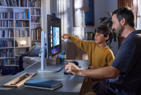 Hewlett-Packard HP Elite Studio 8 AIO G1i Ultra 5 235 27"QHD Touch 350nits IPS AG 16GB DDR5 5600 SSD512 Intel Graphics Cam5MP W11Pro 3Y OnSite