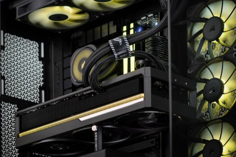 Actina Actina iCUE i7-14700KF/32GB/2TB/RTX5080/1000W