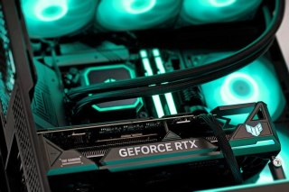 Actina Actina View 7800X3D/32GB/2TB/RTX5080/850W