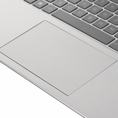 Hewlett-Packard HP 15-fc0043ny Ryzen 3 5425U 15.6"FHD 8GB DDR4 SSD256 Vega 6 Win11 Natural Silver 2Y