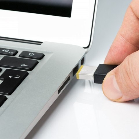 Qoltec QOLTEC ZASILACZ DO LENOVO | 65W | 20V | 3.25A | SLIM TIP
