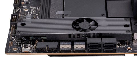 ASUS Płyta główna Asus Pro WS WRX90E-SAGE SE 1x sTR5 AMD ryzen Threadripper PRO 7000 SoC (8x DIMM, 4x SATA, 2x SlimSAS, 4xM.2, 2x10Gb