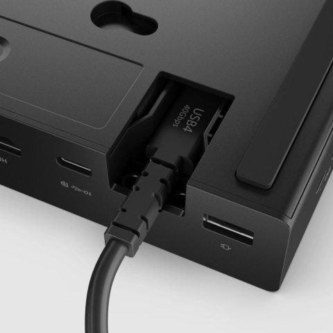 Lenovo Stacja dokująca ThinkPad USB4 5500(with 135W Adapter) 40BC0135EU